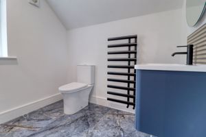 En Suite- click for photo gallery